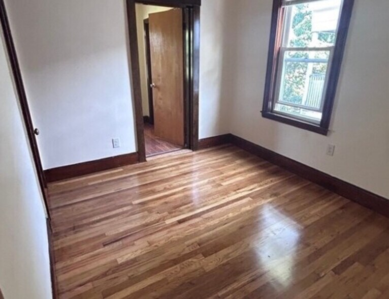 Building Photo - 31 Cummins Hwy