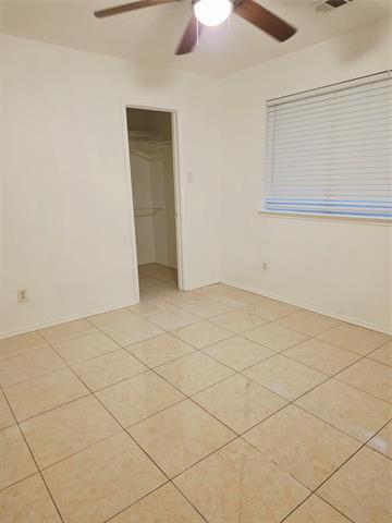 Building Photo - 1786 Lago Vista