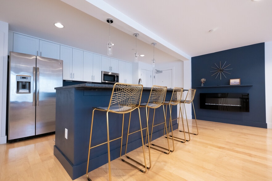 Kitchen/Dining/Living - 25 High St