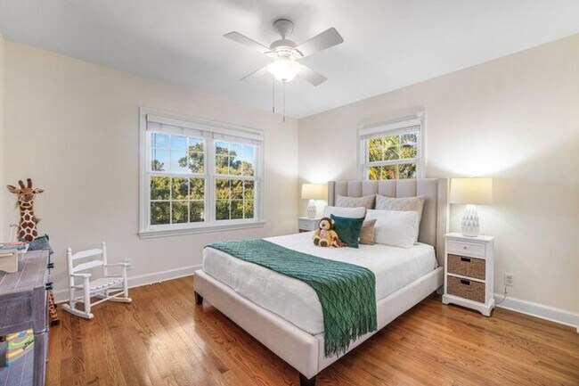 Building Photo - 518 Gardenia Terrace