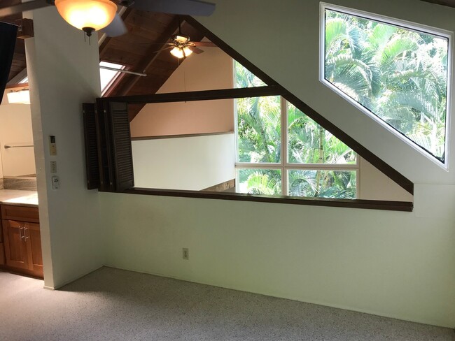 Building Photo - Kauhale Beach cove! Tropical, Serene and v...