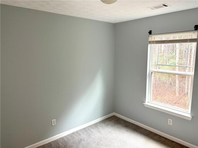 Building Photo - 6347 Ellenwood Dr