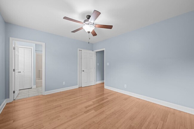 Building Photo - Beautiful Country Home off Madam Moores Ln with Large Yard