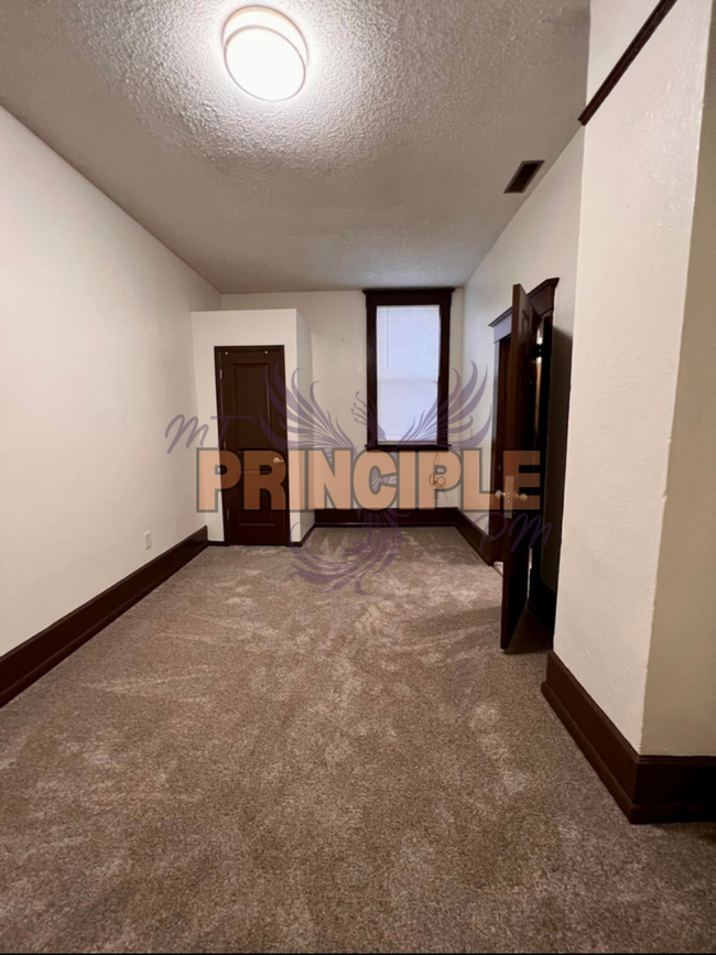 Building Photo - West Granite Street Uptown House