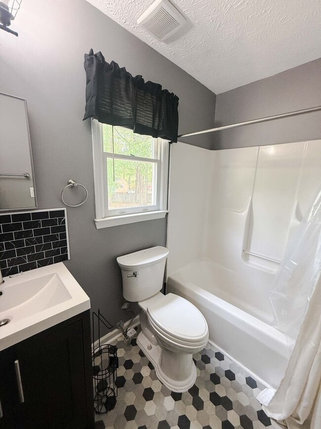 Building Photo - 3446 Sandystone Cir