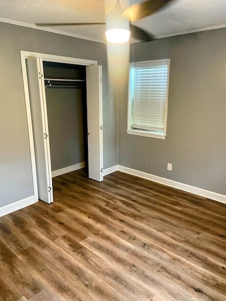 Building Photo - 453 Crestmont Cir