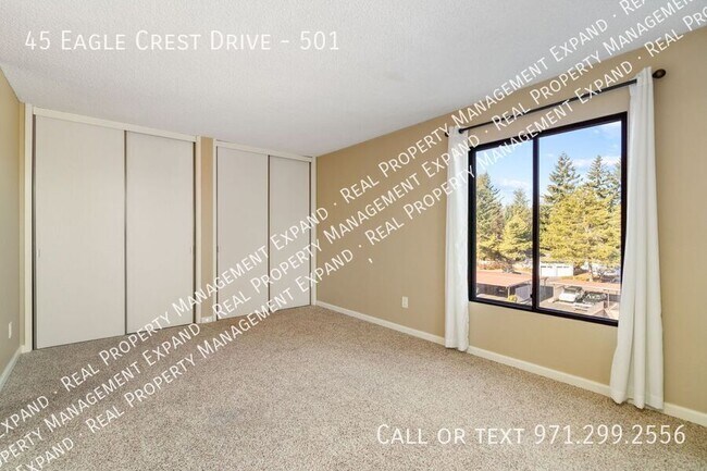 Building Photo - 45 Eagle Crest Dr