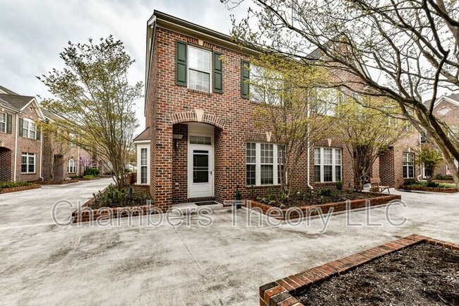 Building Photo - 6109 Madison Crest Ct