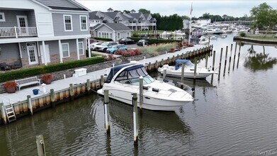 Building Photo - 36 Nicole Ct