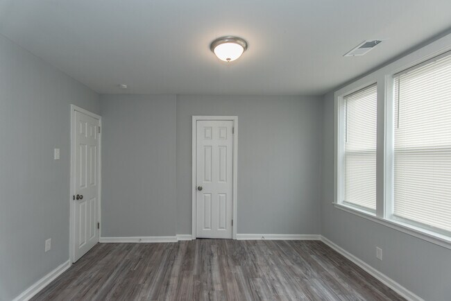Building Photo - 1757 Brill St