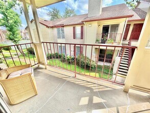 Building Photo - 2120 El Paseo St