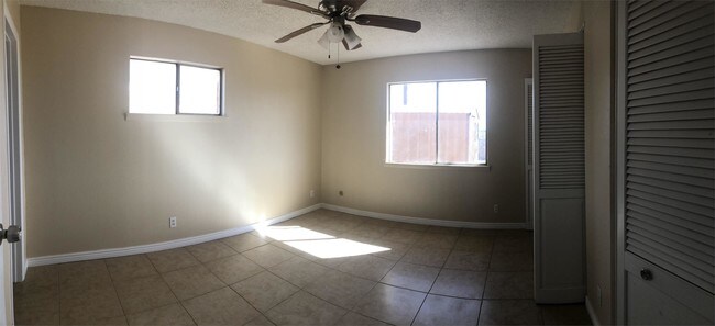 Building Photo - 504 Ridgemont Dr