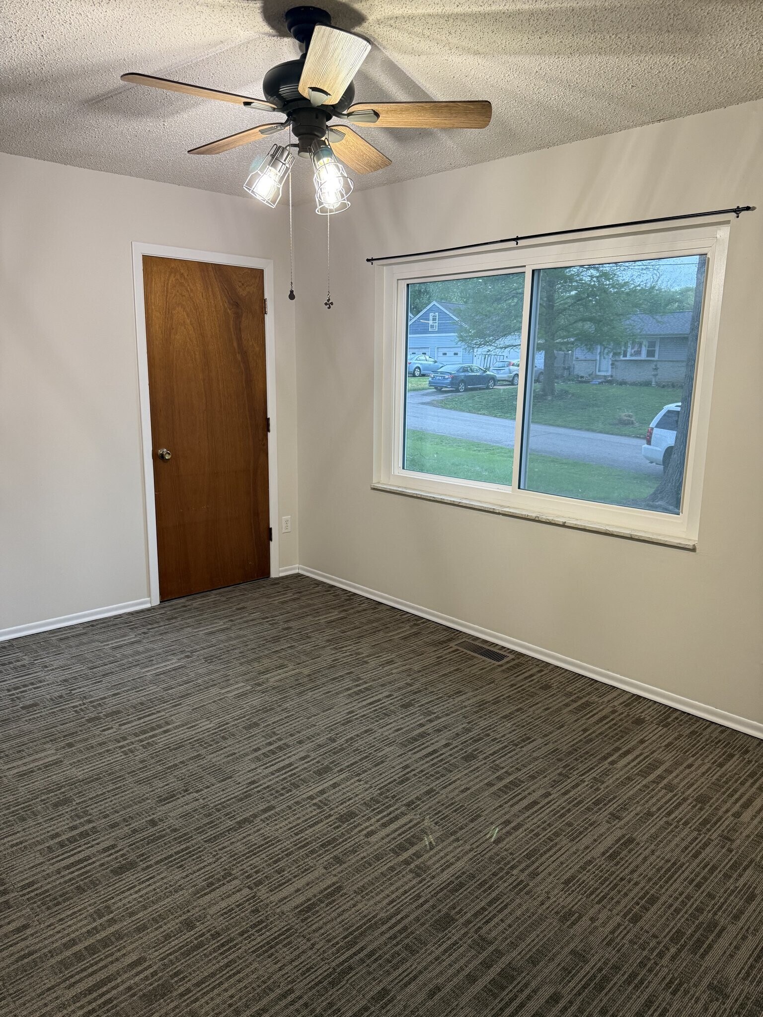 Building Photo - 7602 Elton St