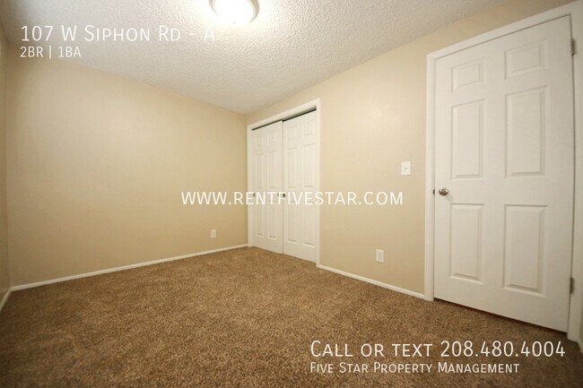 Building Photo - 107 W Siphon Rd