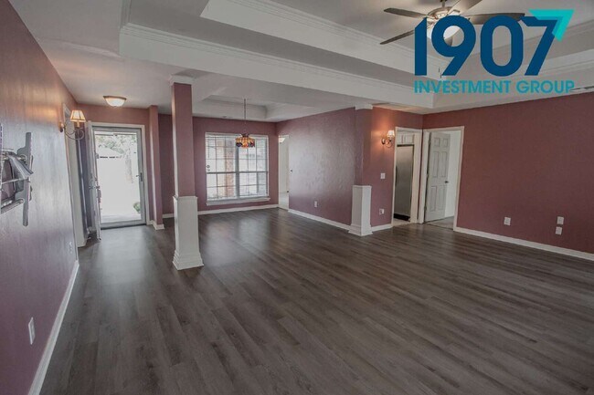 Building Photo - 3017 SW 92nd St