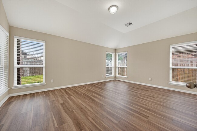 Building Photo - 18206 Florence Run Ln