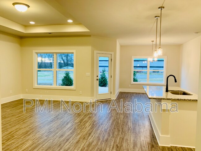 Building Photo - 3211 Jordan Farm Cir