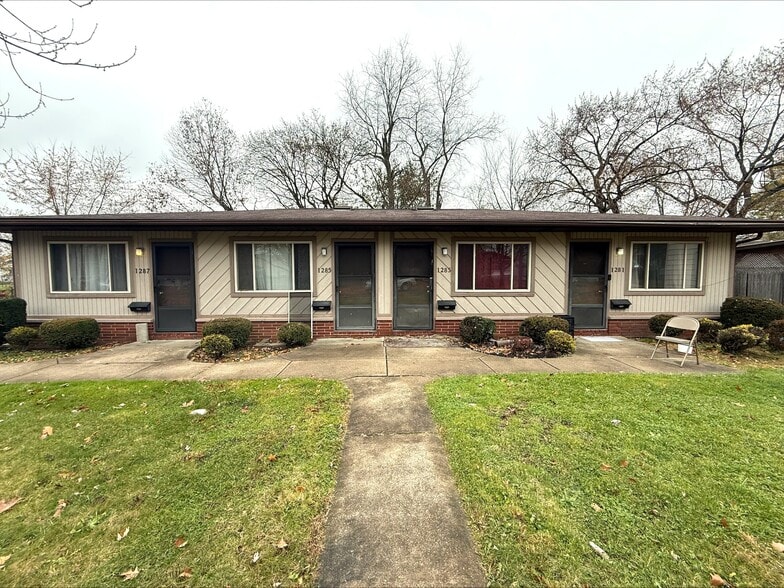 Primary Photo - 1283 California Ave