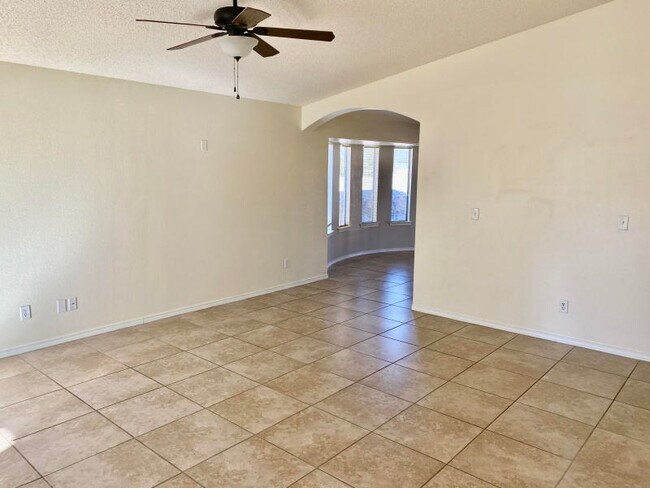 Building Photo - 7105 Falling Leaf Cir