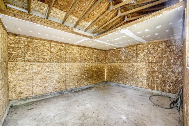 Building Photo - 644 164th Pl NE