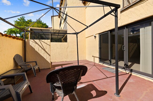 Building Photo - 7734 Balboa St