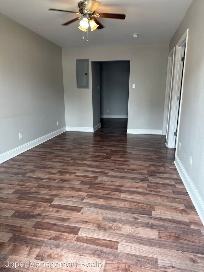 Building Photo - 1 br, 1 bath Apartment - 2309-11 Baronne S...