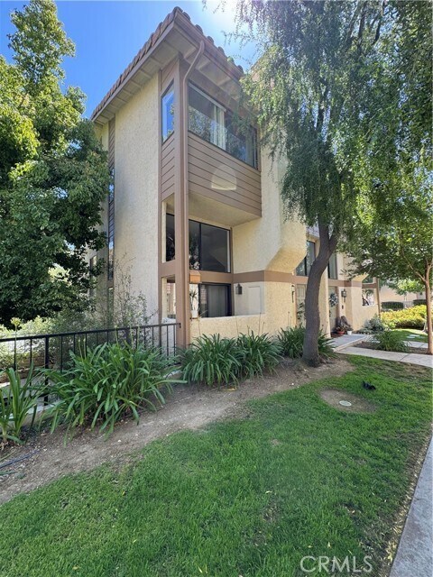 Building Photo - 26303 W Plata Ln