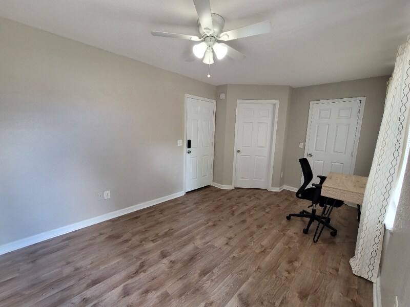 Building Photo - 1329 Nylic St