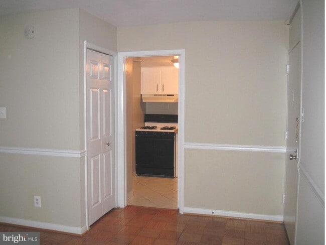 Building Photo - 4501 Arlington Blvd