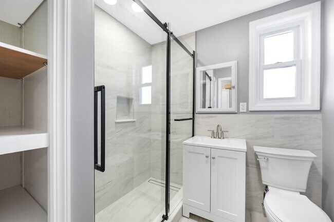 Building Photo - 230 Princeton Ave