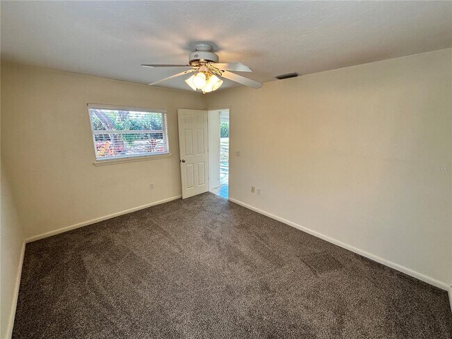 Building Photo - 204 59th St NW