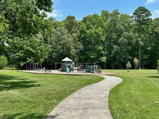 Building Photo - Ready August 1st! A First-Time Rental on a...