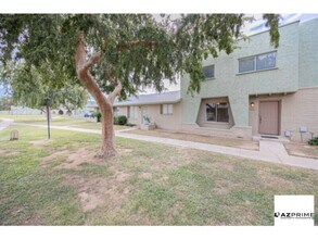 Building Photo - Exceptional 4/2.5 Mesa Townhouse Near ASU &amp; MCC!