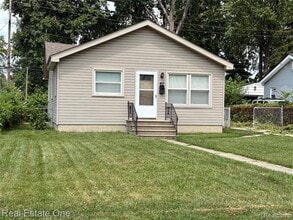 Building Photo - 60 W Meyers Ave
