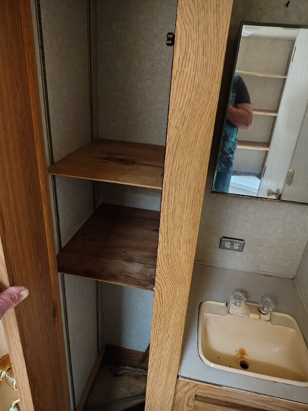 Building Photo - 132 NW Deer Run Gln