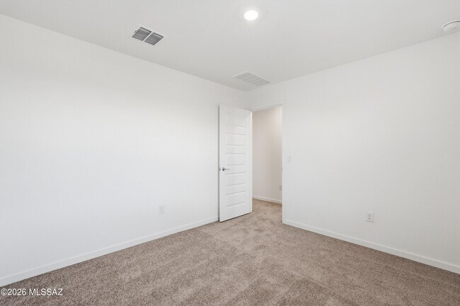 Building Photo - 12232 N Manley Ave