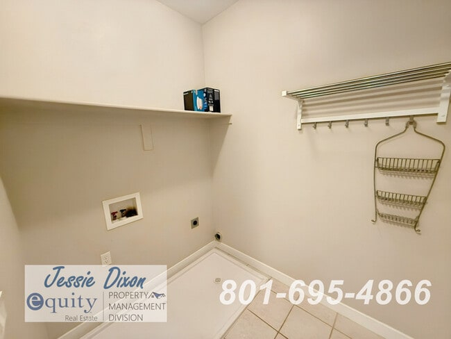 Building Photo - 1369 Carriage Chase Dr