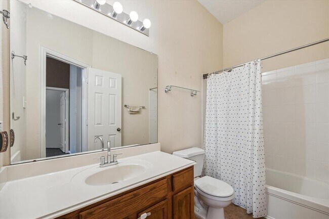Building Photo - 7034 Cornflower Ln
