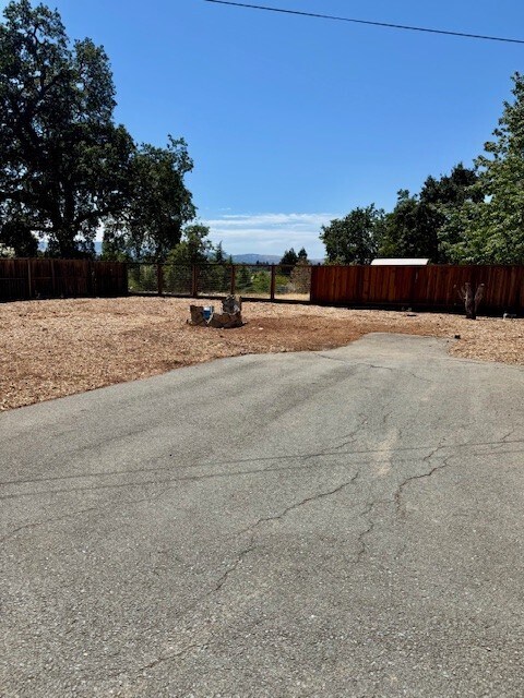 Building Photo - 5117 Myrtle Dr