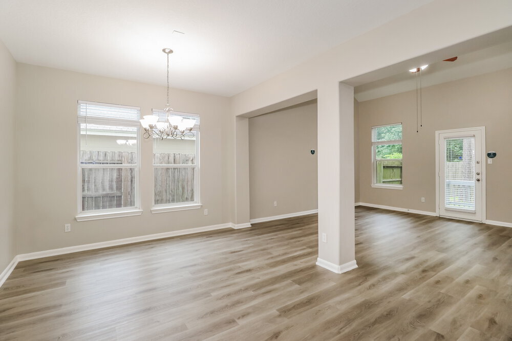 Building Photo - 999 Arbor Way
