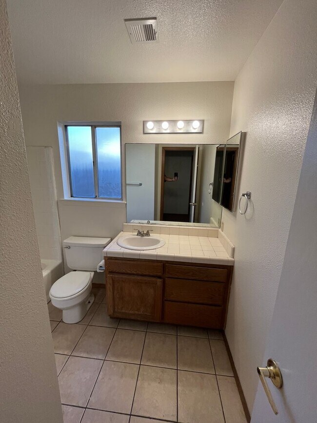 Building Photo - Gorgeous 3 Bedroom Home Coming Soon!!!