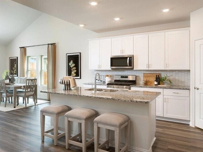 Building Photo - 4110 Broadleaf Dr