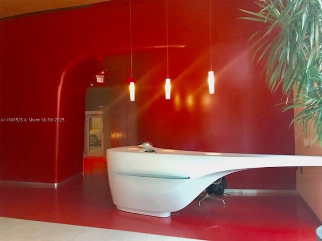 Building Photo - 1100 S Miami Ave