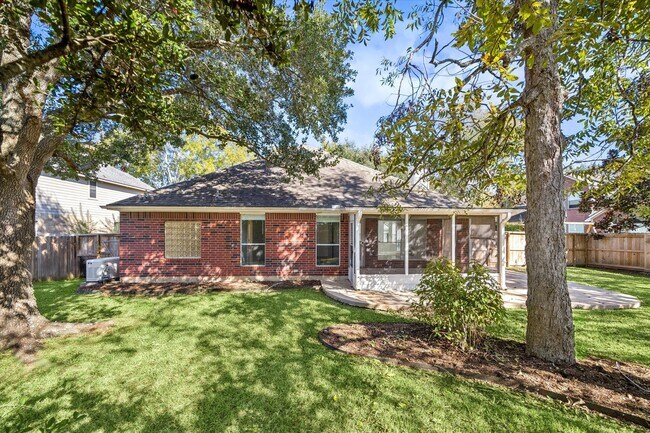 Building Photo - 1315 Terrace View Dr