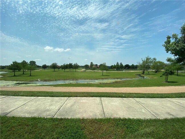 Building Photo - 21320 Hines Ln