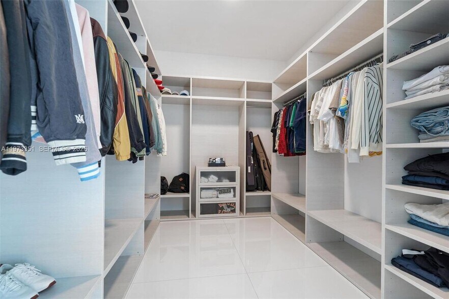 Building Photo - 88 SW 7th St