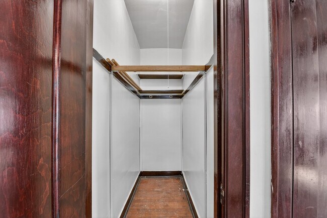 Building Photo - 8018 S Sangamon St