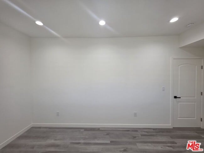 Building Photo - 25226 Loytan St