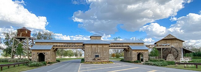 Building Photo - 24847 Smarty Jones Cir