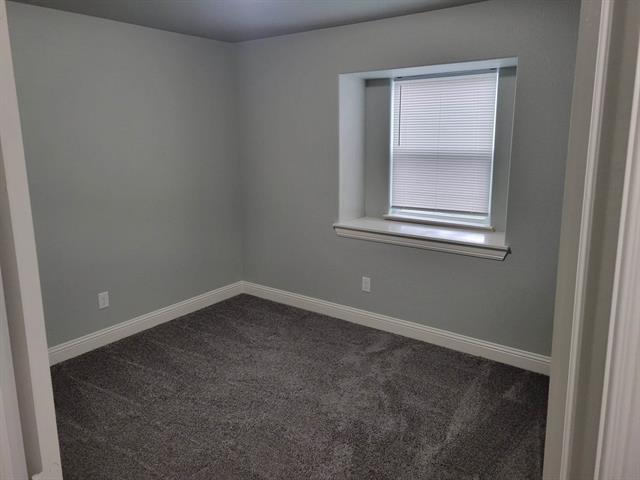 Building Photo - 2751 E 1st St